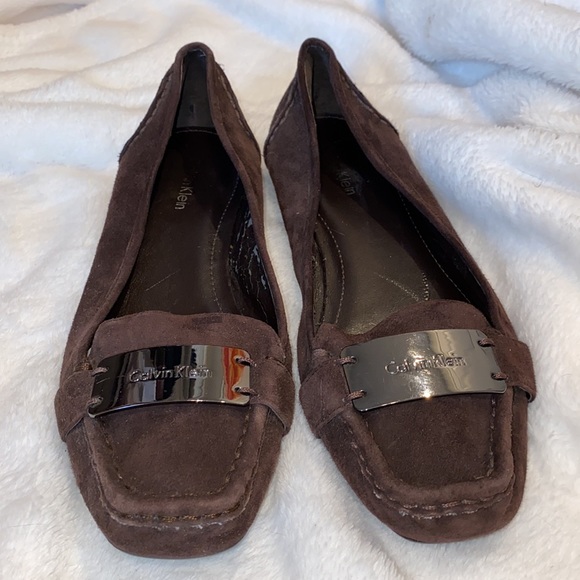 Calvin Klein Shoes - Women’s Calvin Klein women’s brown suede flats shoes, sz 7